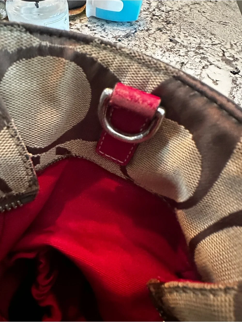 ✨ Authentic COACH Signature Canvas Diaper Bag/Tote with Red Trim N°G0926-F13803